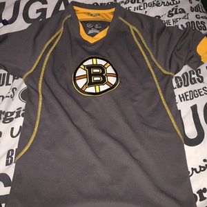 boston bruins t shirt